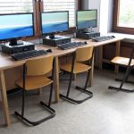 Einen Designpreis werden wohl auch die neuen Workstations am KGT nicht gewinnen (außer vielleicht bei C64-Fans), aber sie dürften letztlich deutlich zuverlässiger und länger ihren Dienst tun als die wackeligen Montagsprodukte aus den beiden Computerräumen.