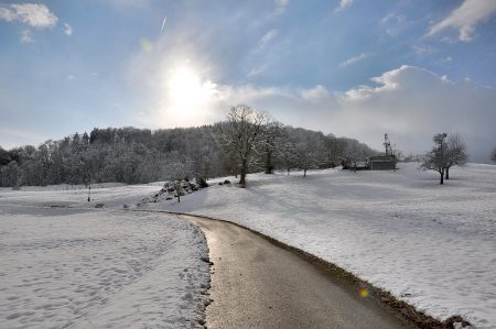 Sonnige Einblicke in den winterlichen Klettgau gewährte am 9. Februar das Zentralgestirn, nachdem es das jährliche Mittwinter-Analemma bereits überwundet hatte.