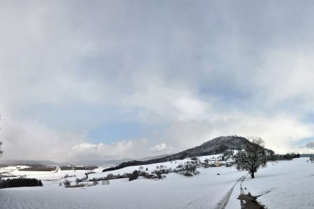 Winterliche Klettgau-Landschaft am 9. Februar 2013 (Foto: Martin Dühning)