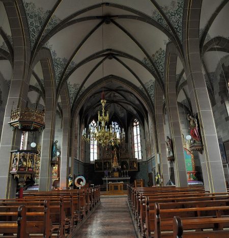 Blick auf Chor und Hochalter von Peter & Paul in Grießen (Foto: Martin Dühning)