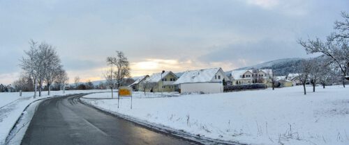 Oberlauchringen bei Sonnenaufgang im Februar - das Panoramafoto war ein Zufallsprodukt, aber ein schönes.