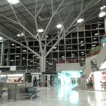 Nachts im Flughafen