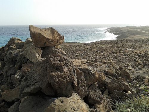 Die schroffen Felsenküsten Lanzarotes sind nicht unbedingt etwas für Strandlieger, aber wunderbar geignet, um erwandert zu werden.