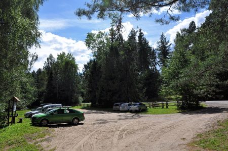 Parkplatz im Kaschubischen Nationalpark (Foto: Martin Dühning)