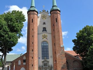 Frontansicht der Kathedrale St. Trinitatis in Oliva (Foto: Martin Dühning)