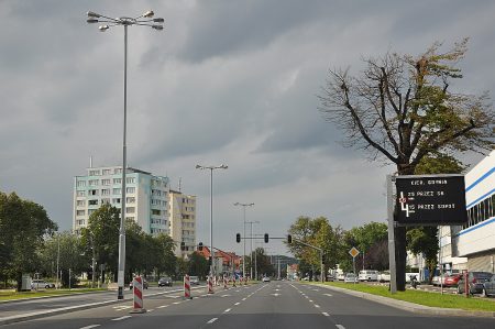 Fahrt durch das moderne Oliwa (Foto: Martin Dühning)