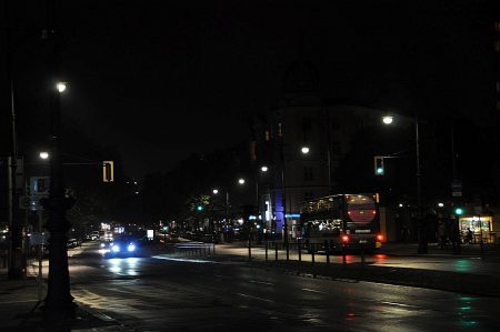 Der Berliner Kurfürstendamm bei Nacht (Foto: Martin Dühning)