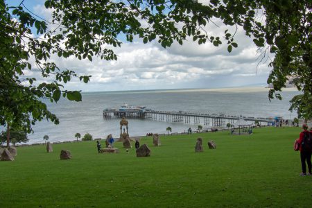 Das "Happy Valley" von Llandudno an einem regnerischen Tag (Foto: Martin Dühning)