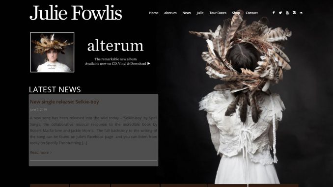 Webseite von Julie Fowlis unter https://www.juliefowlis.com/ Webseite von Julie Fowlis unter https://www.juliefowlis.com/