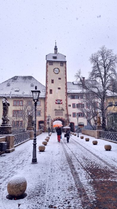 Das Obere Tor in weihnachtlicher Ausschmückung (Foto: Martin Dühning)