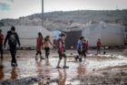 Syrische Kinder spielen in einem Flüchtlingslager (Foto: Ahmed Akacha via Pexels)