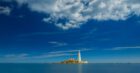 Sommerlicher Leuchtturm (Foto: Ray Bilcliff via Pexels)