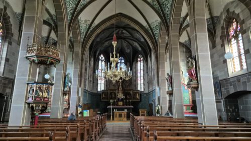 Innenansicht der Kirche Peter und Paul in Grießen am Palmsonntag 2024 (Foto: Martin Dühning)